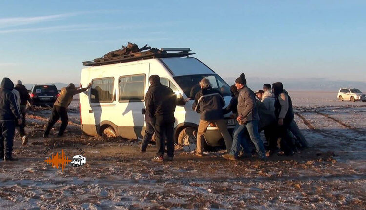 بی راهه با کمپر