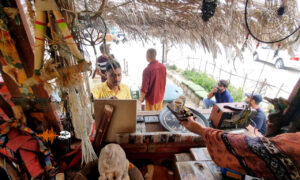 کافه یا کمپر