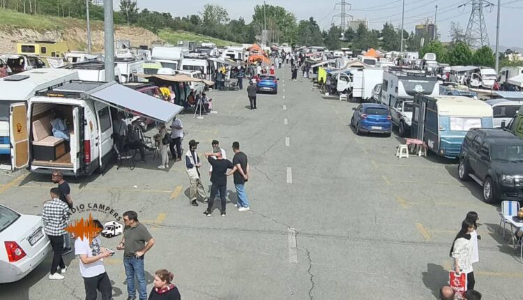 کمپرها در برج میلاد