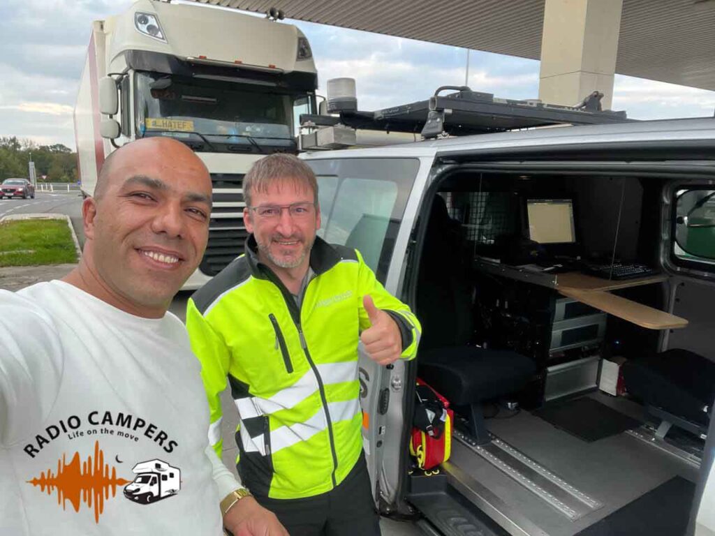 از تریلی تا کمپر-محسن هاتف