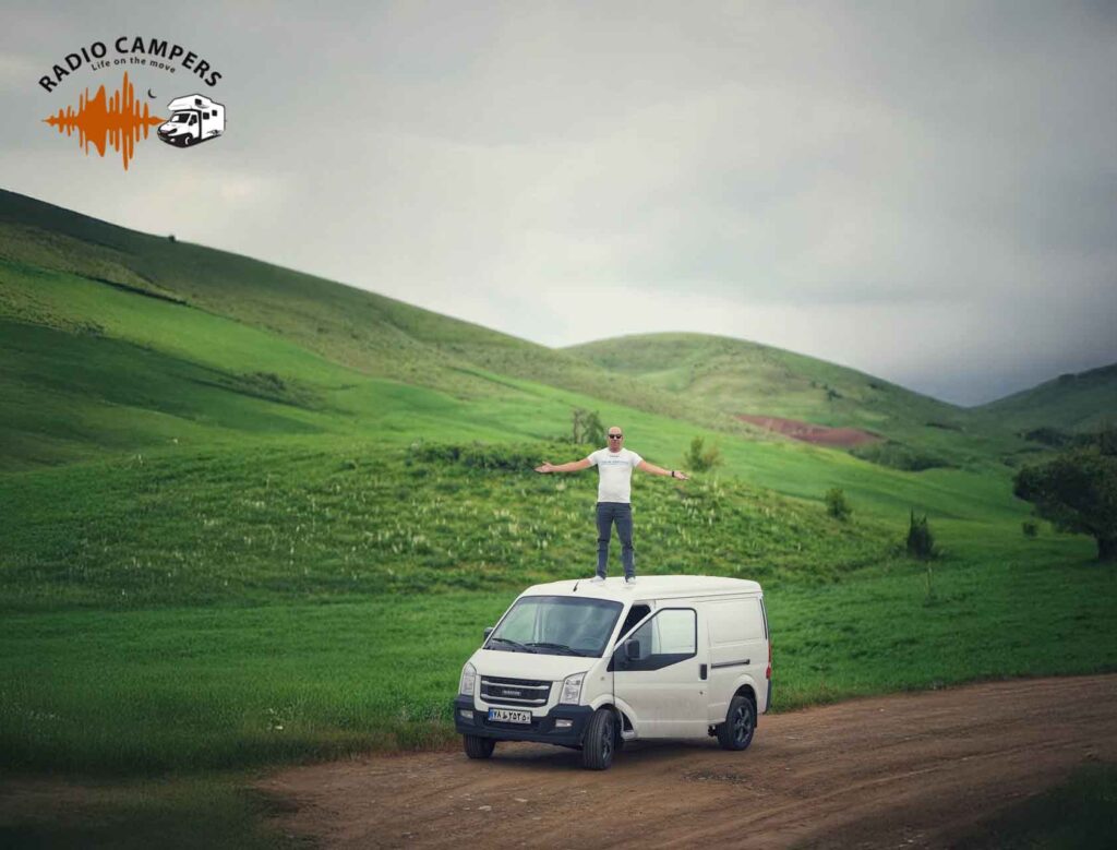 محسن هاتف و کمپر ون اینرودزش