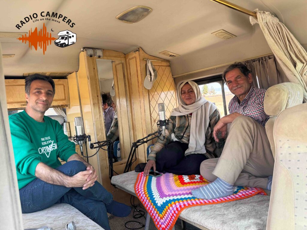 گفت و گو با خانم کمپرساز و همسرش